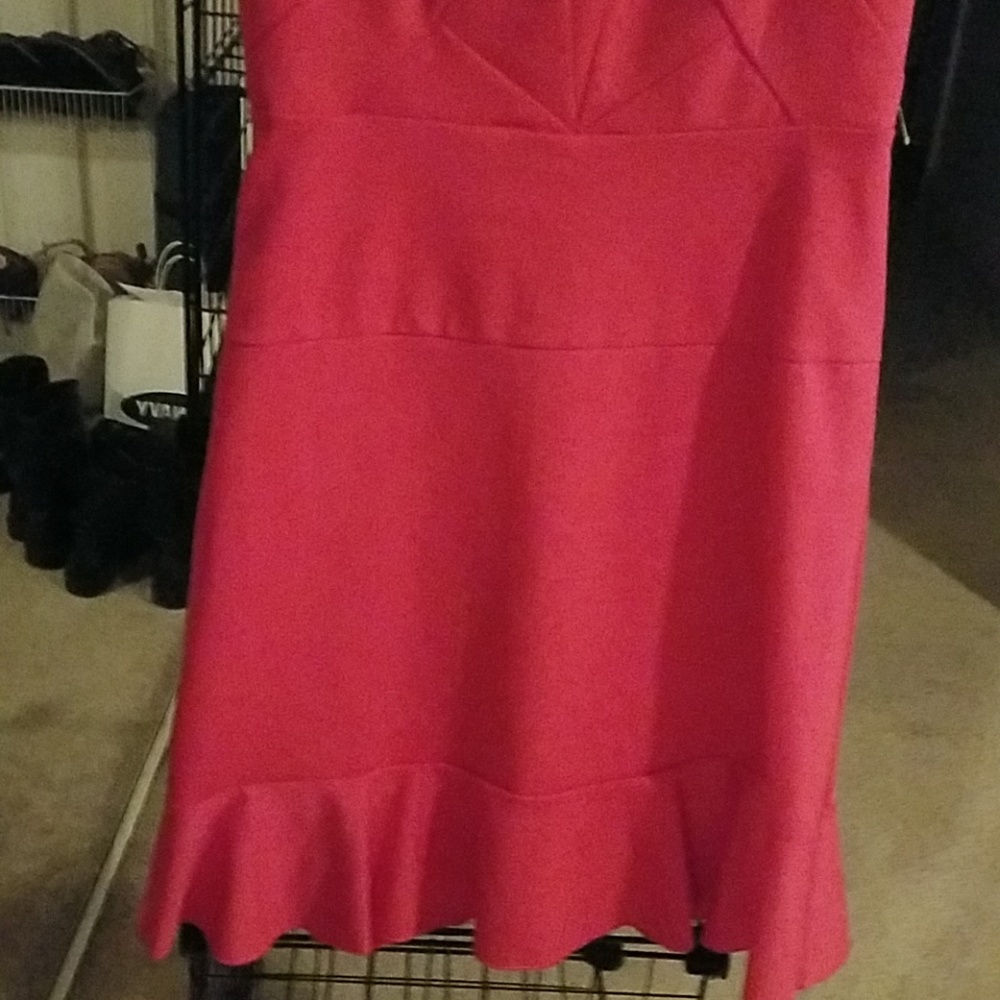 Dress - Picture 3 of 4